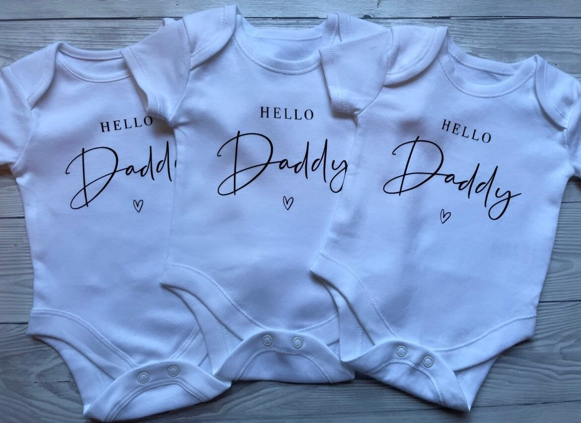 Hello Daddy - Baby Vest, Baby Boy, Baby Girl, New Daddy, New Baby | Unisex | Personalised Vests, Multiple Sizes, Customised, Special Gift