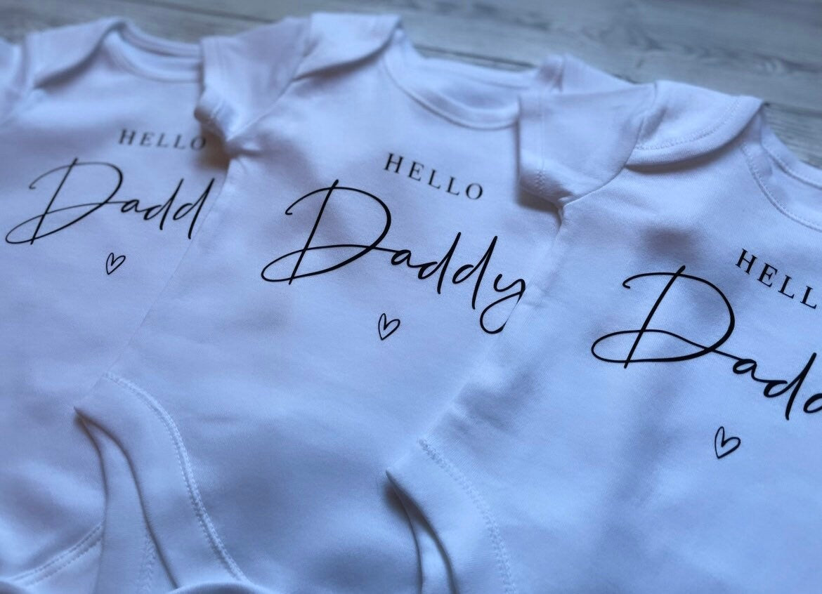 Hello Daddy - Baby Vest, Baby Boy, Baby Girl, New Daddy, New Baby | Unisex | Personalised Vests, Multiple Sizes, Customised, Special Gift