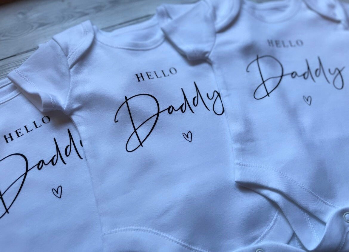 Hello Daddy - Baby Vest, Baby Boy, Baby Girl, New Daddy, New Baby | Unisex | Personalised Vests, Multiple Sizes, Customised, Special Gift