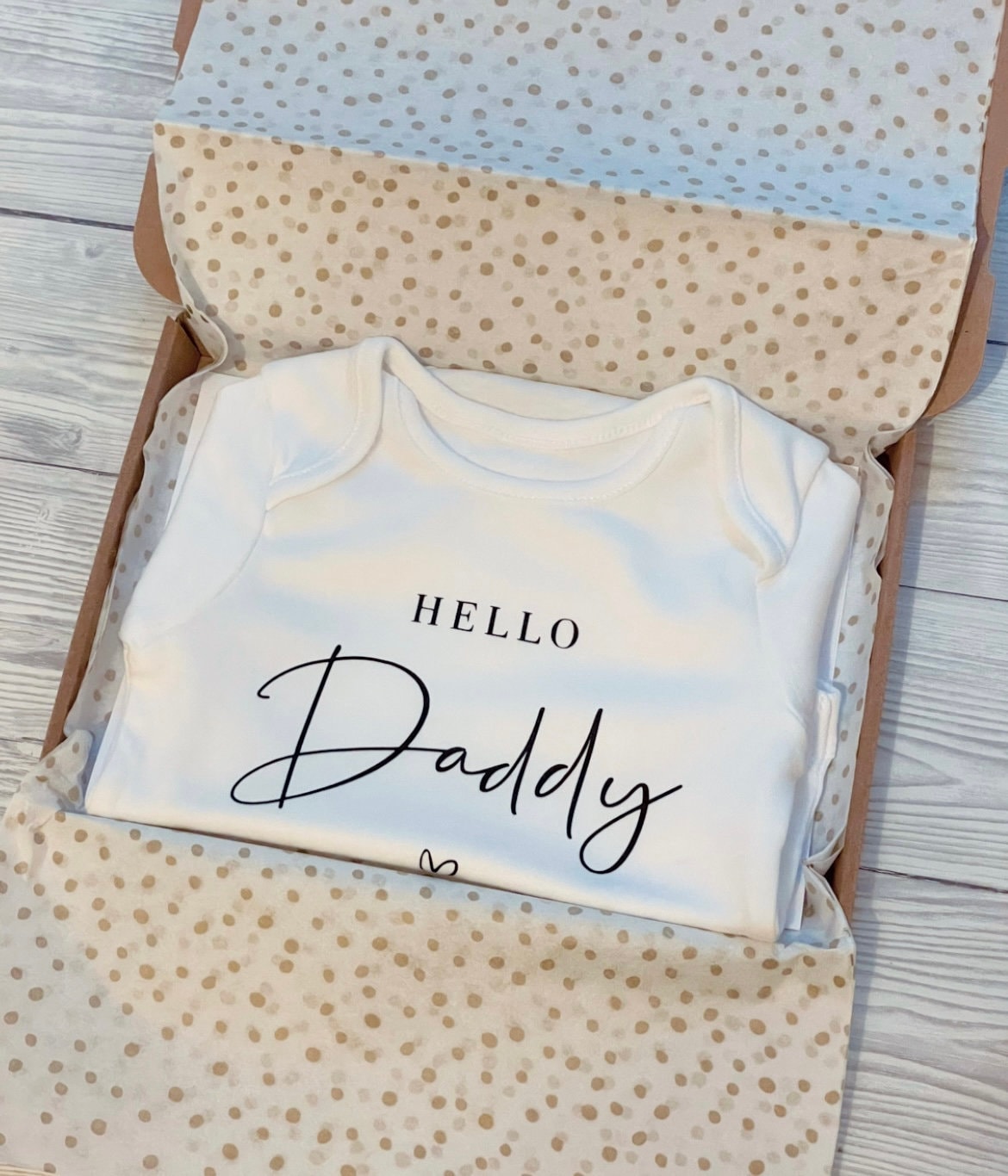 Hello Daddy - Baby Vest, Baby Boy, Baby Girl, New Daddy, New Baby | Unisex | Personalised Vests, Multiple Sizes, Customised, Special Gift